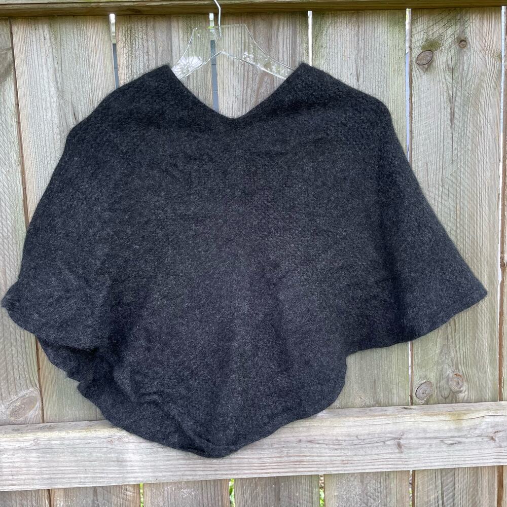 Merino Snug Poncho Womens Pullover Knit Double V-Neck Sweater‎ Gray Wool Blend